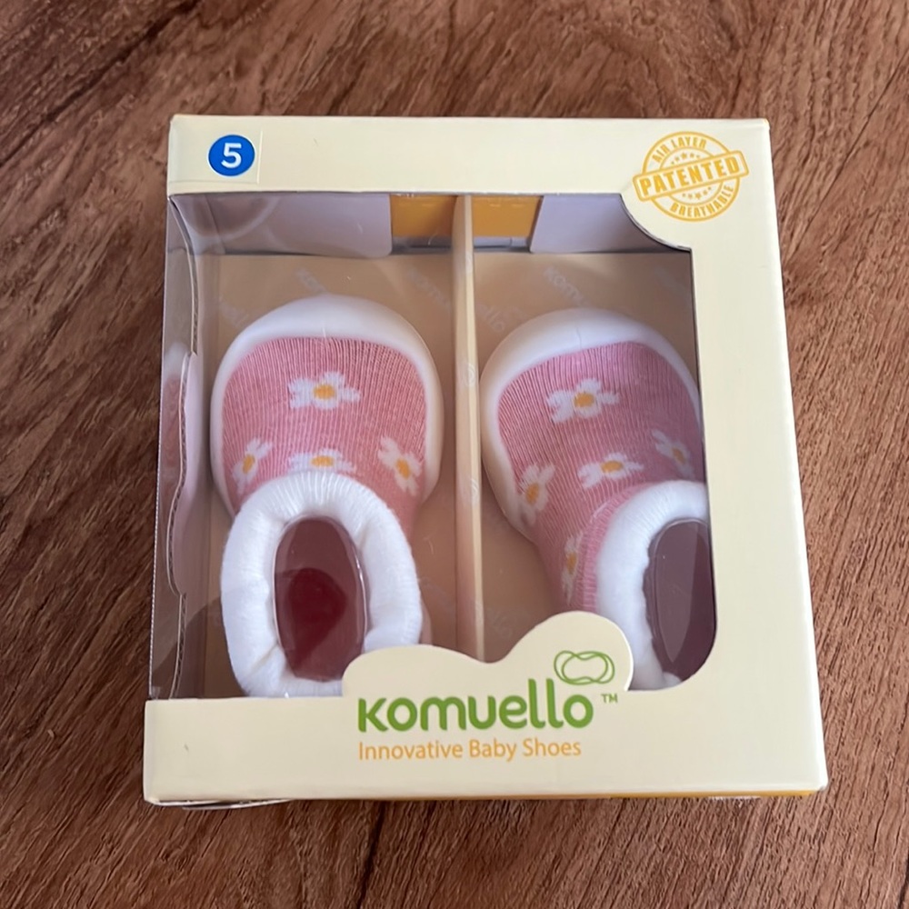 Komuello baby shoes